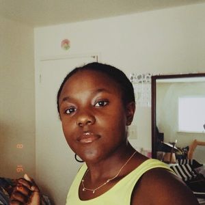 Meet your Posher, Dana